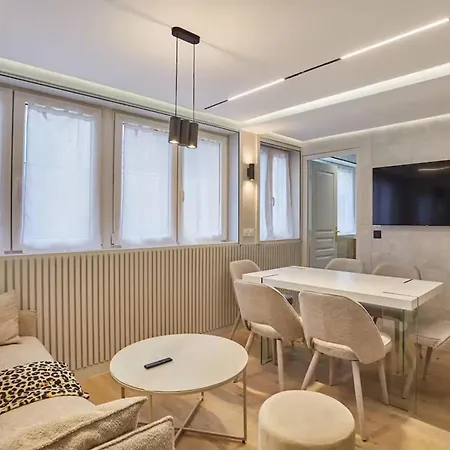 Ac Champs De Mars Eiffel Tower By Prestige