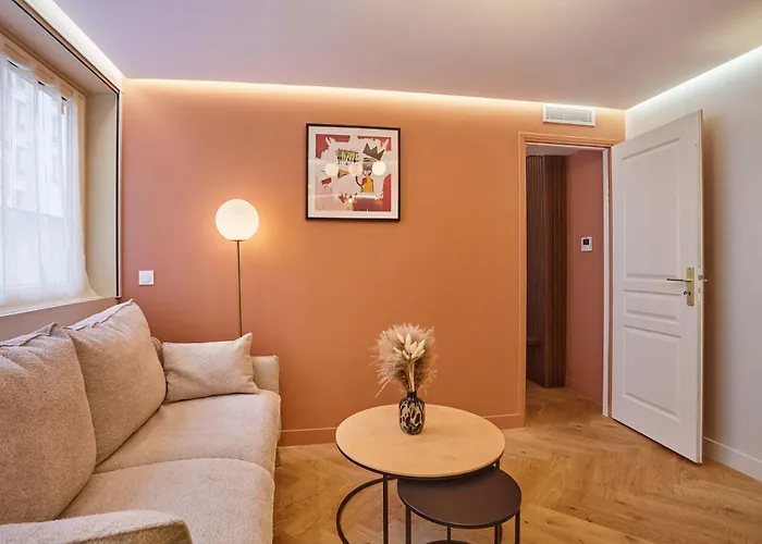 Ac Champs De Mars Eiffel Tower By Prestige 파리