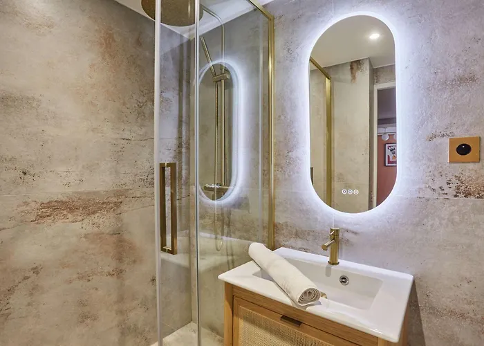 Ac Champs De Mars Eiffel Tower By Prestige *